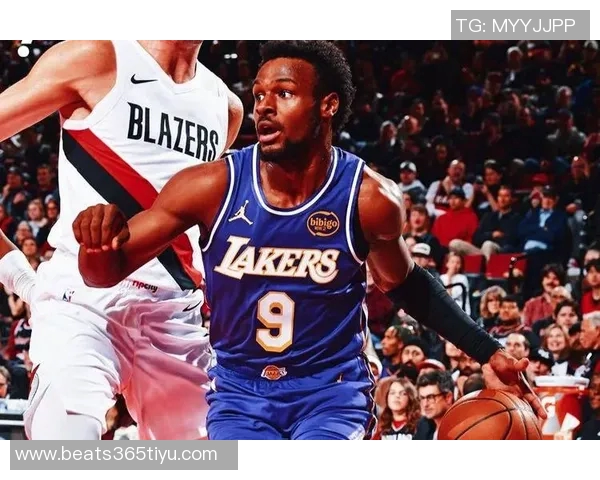 布朗尼逐渐融入球队但进攻能力不足仍难以在NBA立足