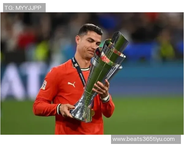 C罗传射助球队获胜社交媒体分享庆祝瞬间展现不懈努力与坚持